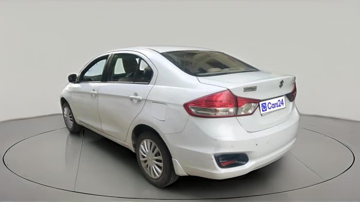 2015 Maruti Ciaz VXI+, Petrol, Manual, 1,27,539 km, exterior