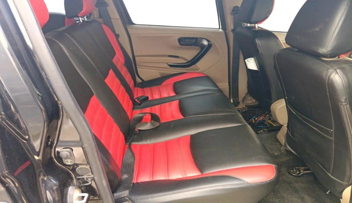 2023 Mahindra BOLERO NEO N 8, Diesel, Manual, 24,500 km, interior