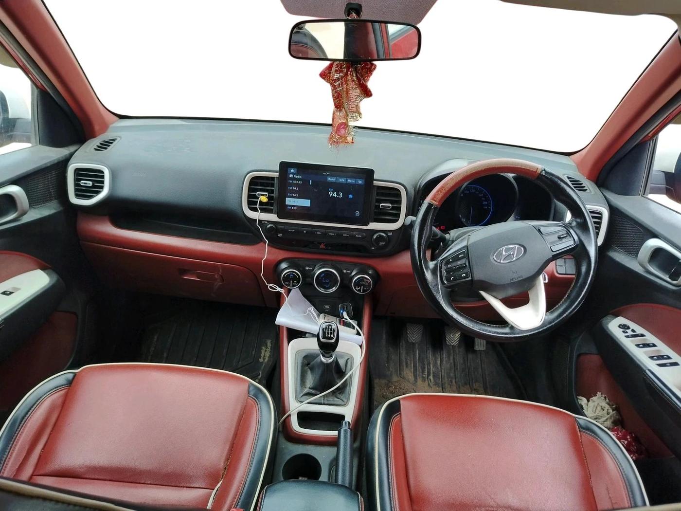 2019 Hyundai VENUE SX 1.4 CRDI, Diesel, Manual, 93,364 km, interior