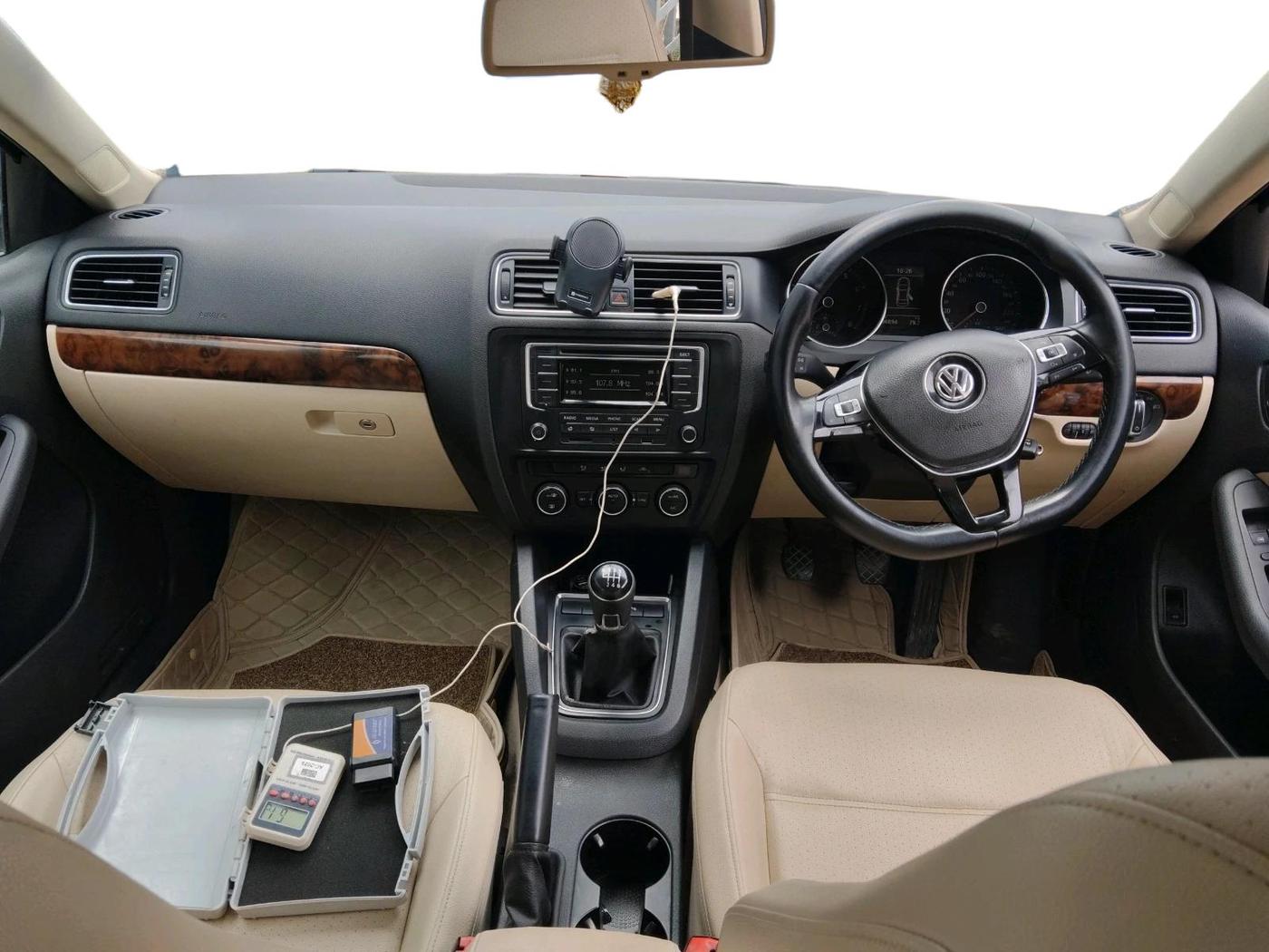 2015 Volkswagen Jetta COMFORTLINE TSI, Petrol, Manual, 90,894 km, interior