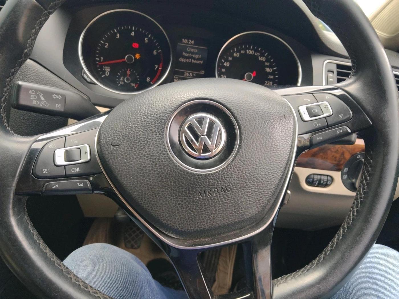 2015 Volkswagen Jetta COMFORTLINE TSI, Petrol, Manual, 90,894 km, interior