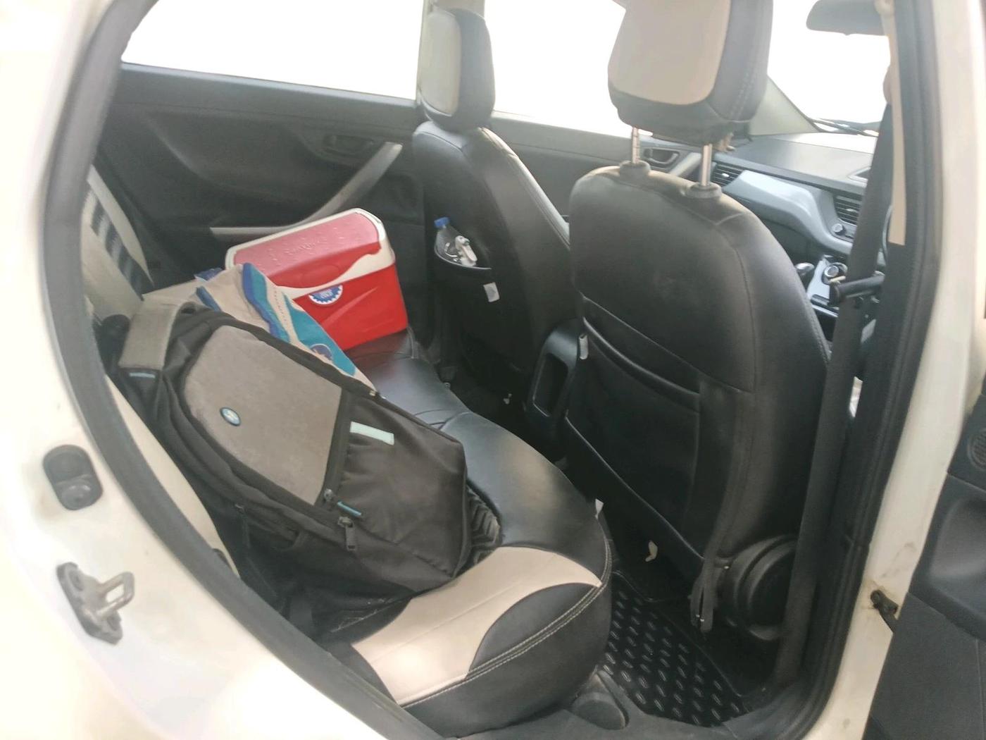 2021 Tata NEXON XM DIESEL, Diesel, Manual, 1,69,253 km, interior