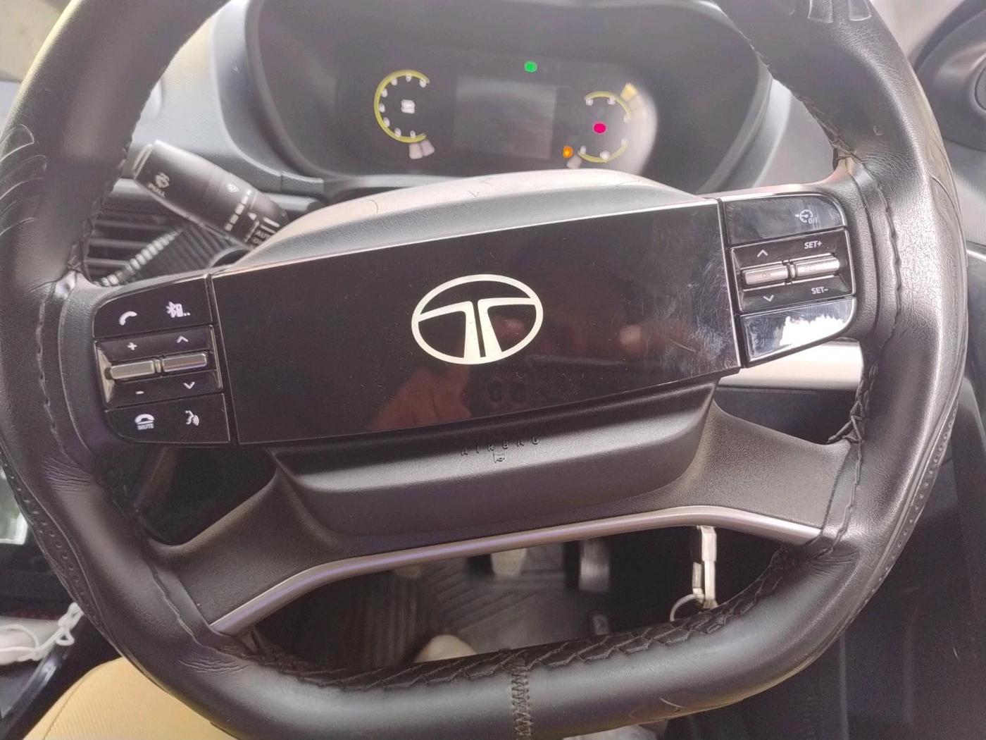2025 Tata Curvv Pure Plus S 1.2 Petrol 6MT, Petrol, Manual, 13,000 km, interior