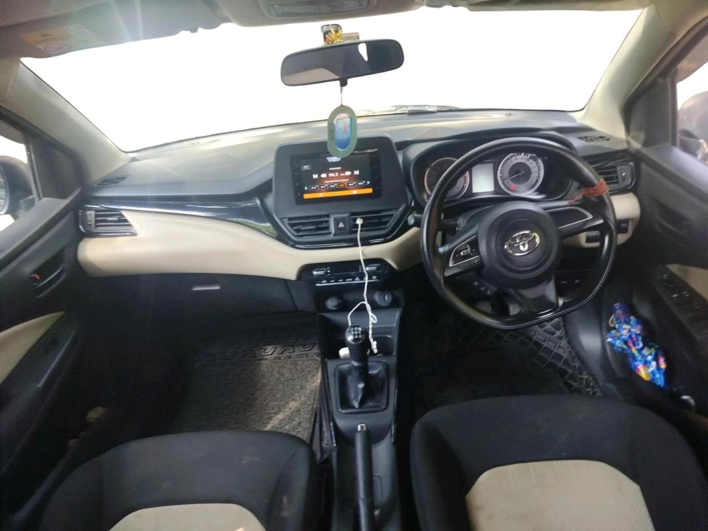 2022 Toyota Glanza S, Petrol, Manual, 22,692 km, interior
