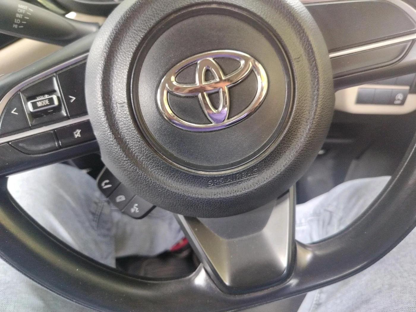 2022 Toyota Glanza S, Petrol, Manual, 22,692 km, interior
