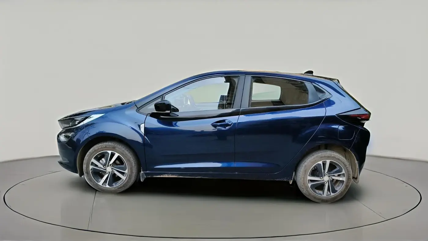 2024 Tata ALTROZ XZA PLUS (O) SUNROOF P , Petrol, Automatic, 8,100 km, exterior