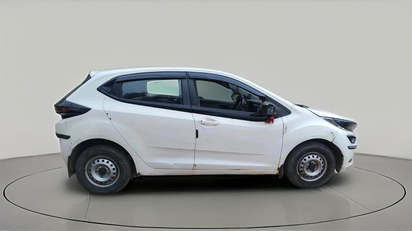 2020 Tata ALTROZ XE PETROL, Petrol, Manual, 66,751 km, exterior