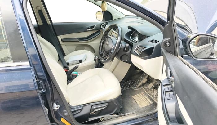 2023 Tata TIGOR XZ PLUS CNG LEATHERETTE PACK, CNG, Manual, 16,994 km, interior