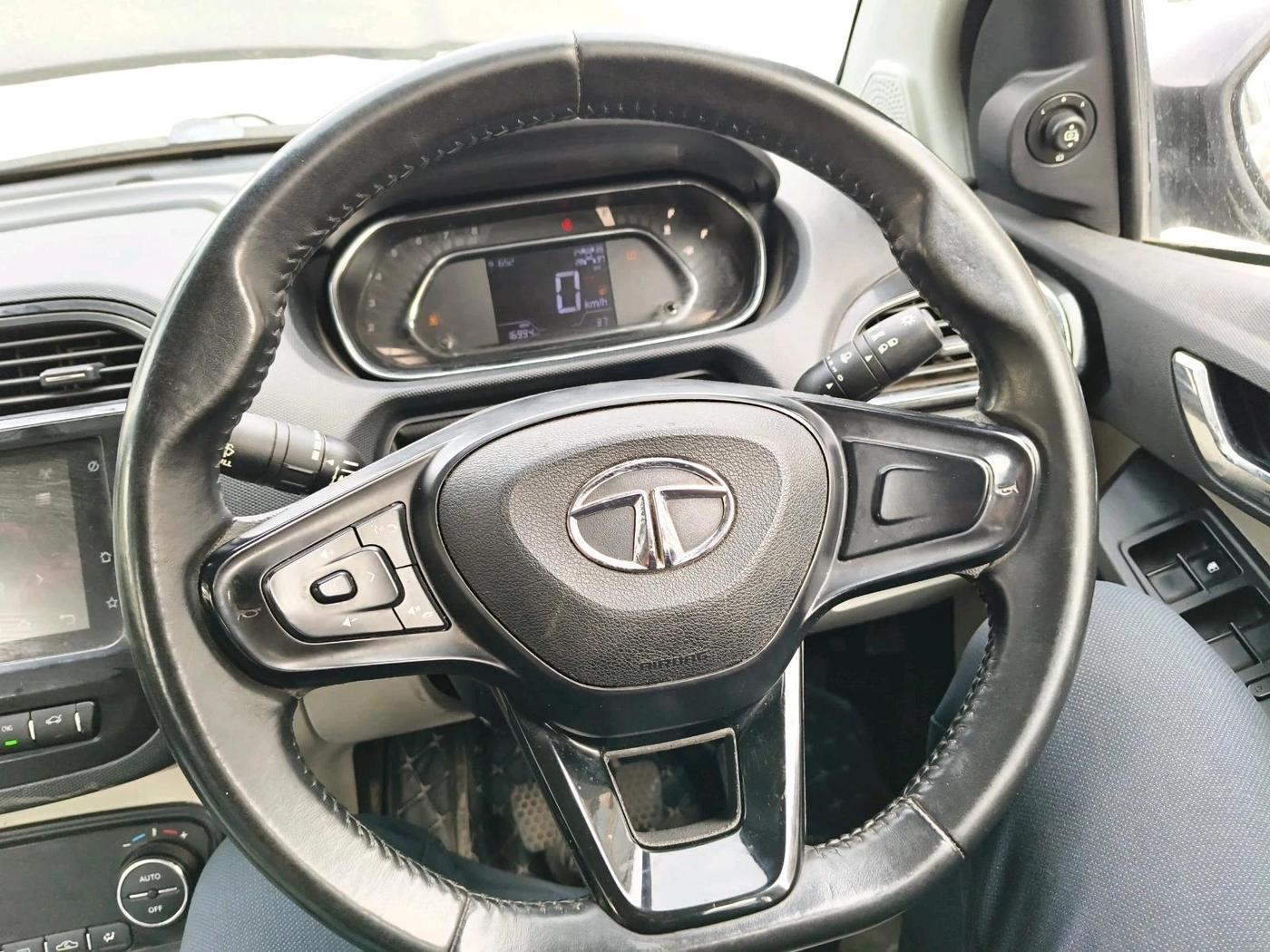 2023 Tata TIGOR XZ PLUS CNG LEATHERETTE PACK, CNG, Manual, 16,994 km, interior