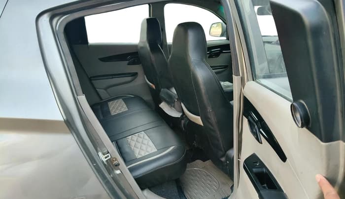 2016 Mahindra Kuv100 K4 PLUS 6 STR, Petrol, Manual, 90,458 km, interior