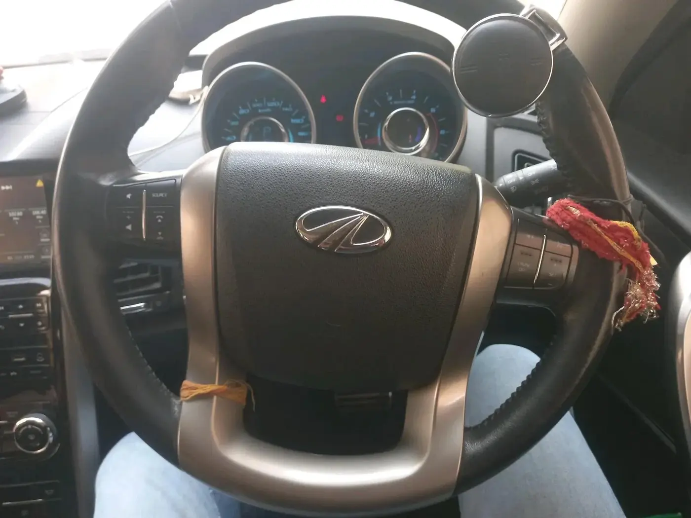 2018 Mahindra XUV500 W11 AT, Diesel, Automatic, 47,804 km, interior