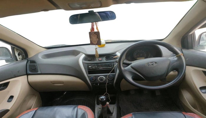 2016 Hyundai Eon ERA +, CNG, Manual, 74,988 km, interior