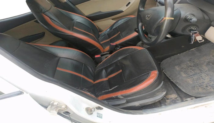 2016 Hyundai Eon ERA +, CNG, Manual, 74,988 km, interior