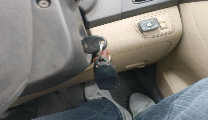 2016 Hyundai Eon ERA +, CNG, Manual, 74,988 km, interior