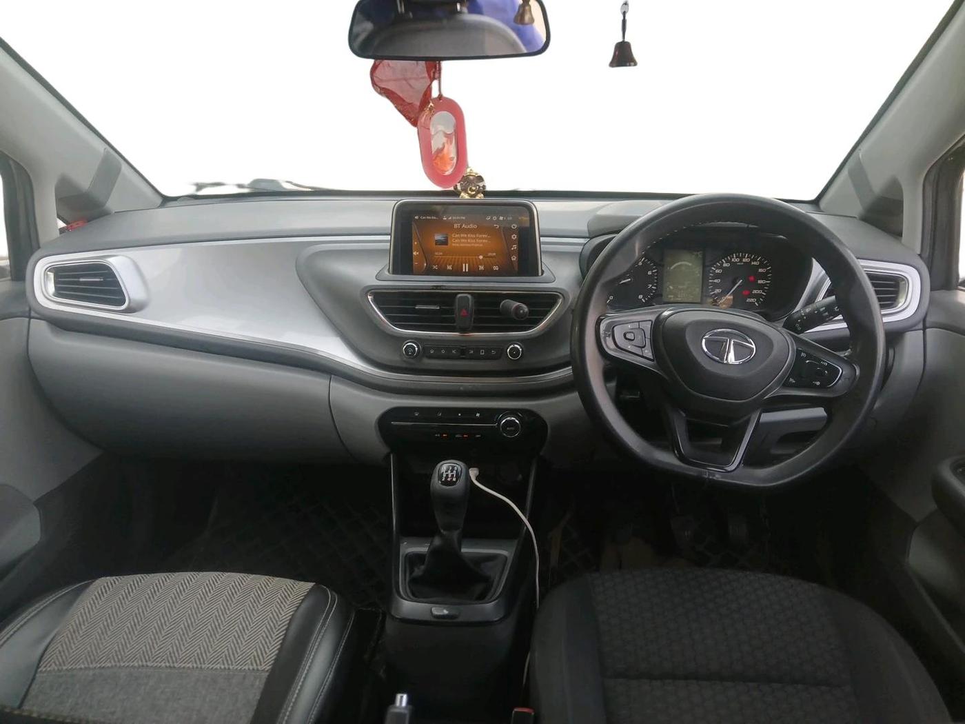 2020 Tata ALTROZ XT PETROL, Petrol, Manual, 62,373 km, interior
