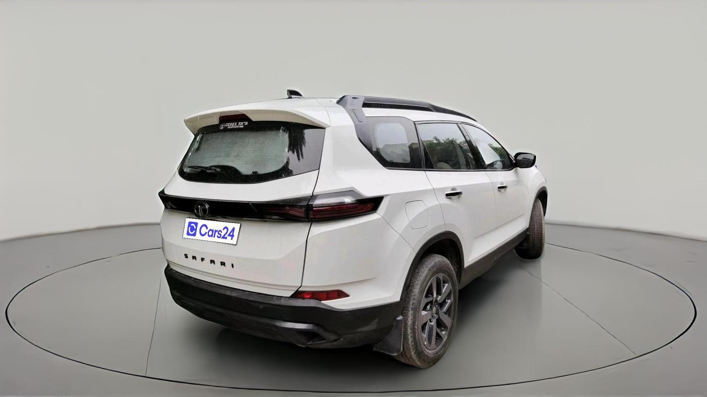 2023 Tata Safari XZA PLUS 6S, Diesel, Automatic, 52,249 km, exterior