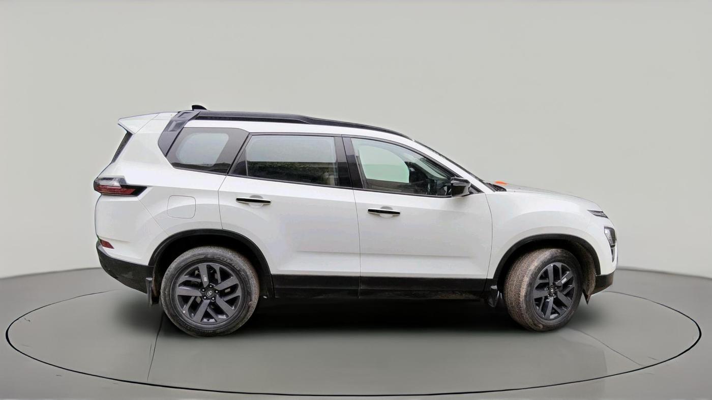 2023 Tata Safari XZA PLUS 6S, Diesel, Automatic, 52,249 km, exterior