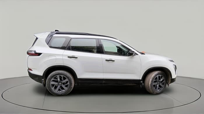 2023 Tata Safari XZA PLUS 6S, Diesel, Automatic, 52,249 km, exterior