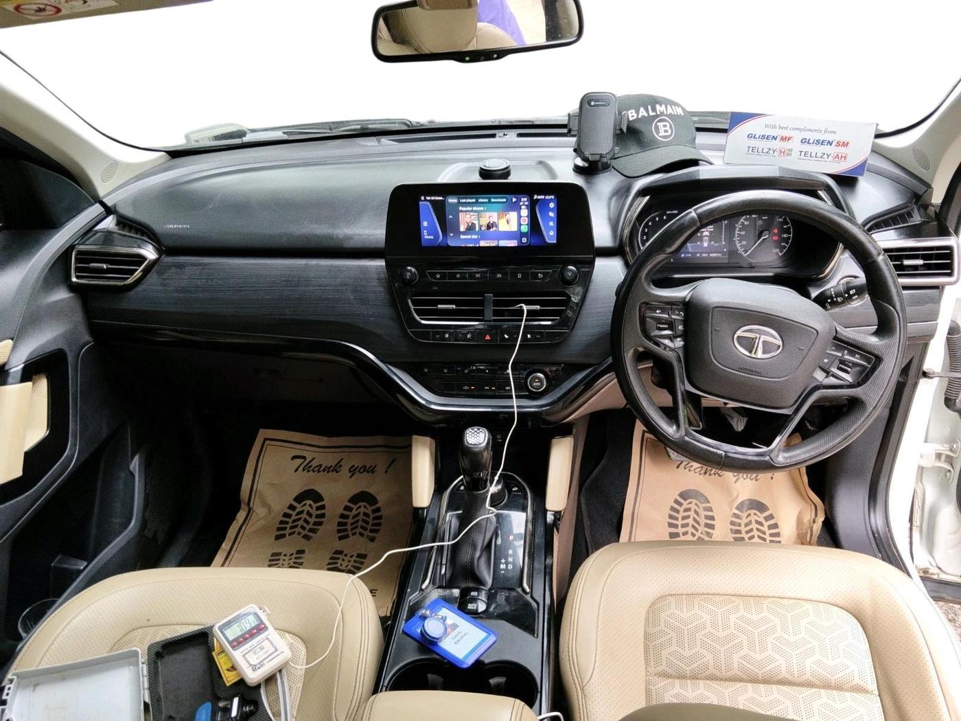 2023 Tata Safari XZA PLUS 6S, Diesel, Automatic, 52,249 km, interior