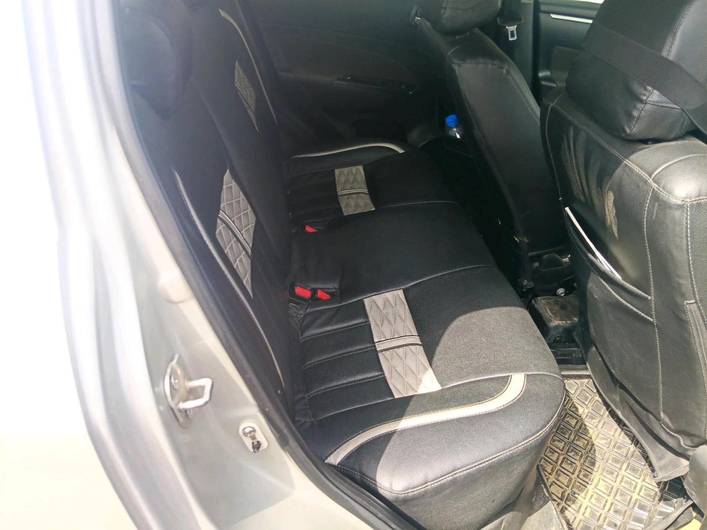 2016 Maruti Swift VXI, Petrol, Manual, 98,348 km, interior