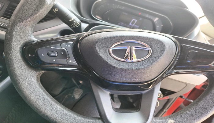 2021 Tata NEXON XM PLUS SUNROOF DIESEL, Diesel, Manual, 98,152 km, interior