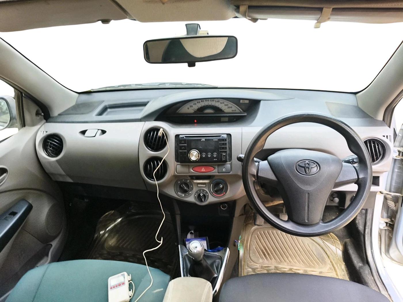 2011 Toyota Etios G, Petrol, Manual, 65,730 km, interior