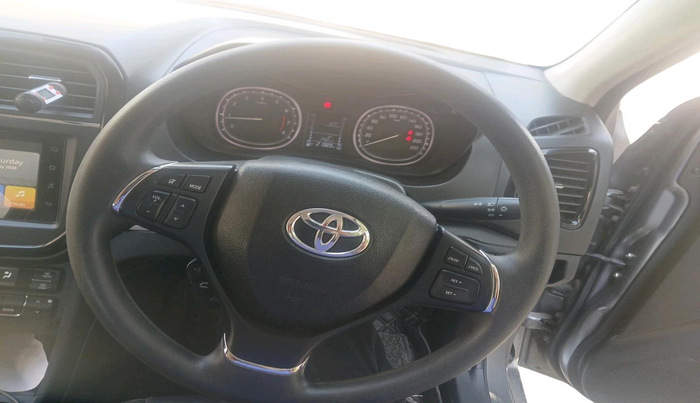 2021 Toyota URBAN CRUISER HIGH GRADE MT, Petrol, Manual, 21,990 km, interior
