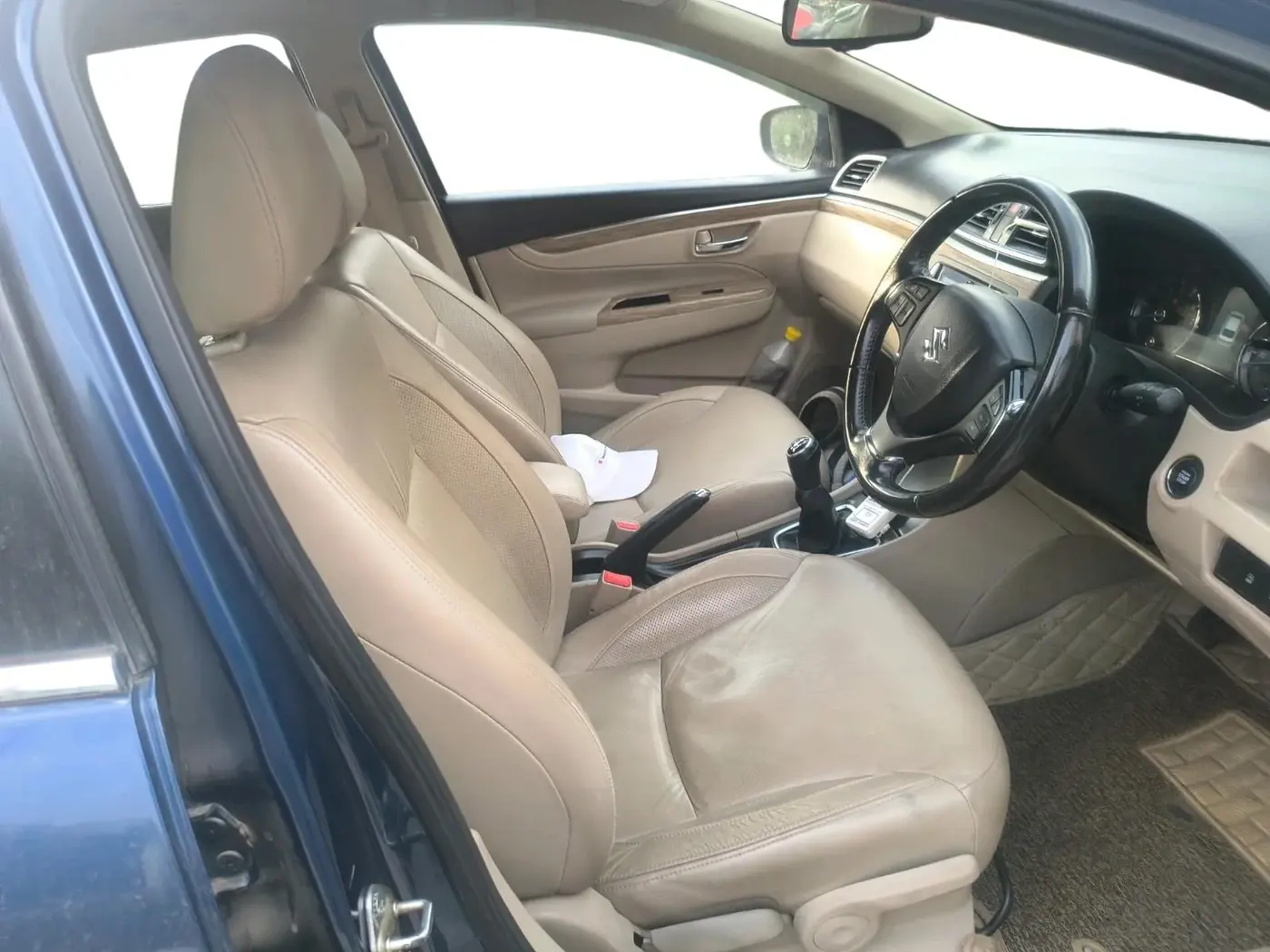 2018 Maruti Ciaz ALPHA 1.5 SHVS PETROL, Petrol, Manual, 85,139 km, interior