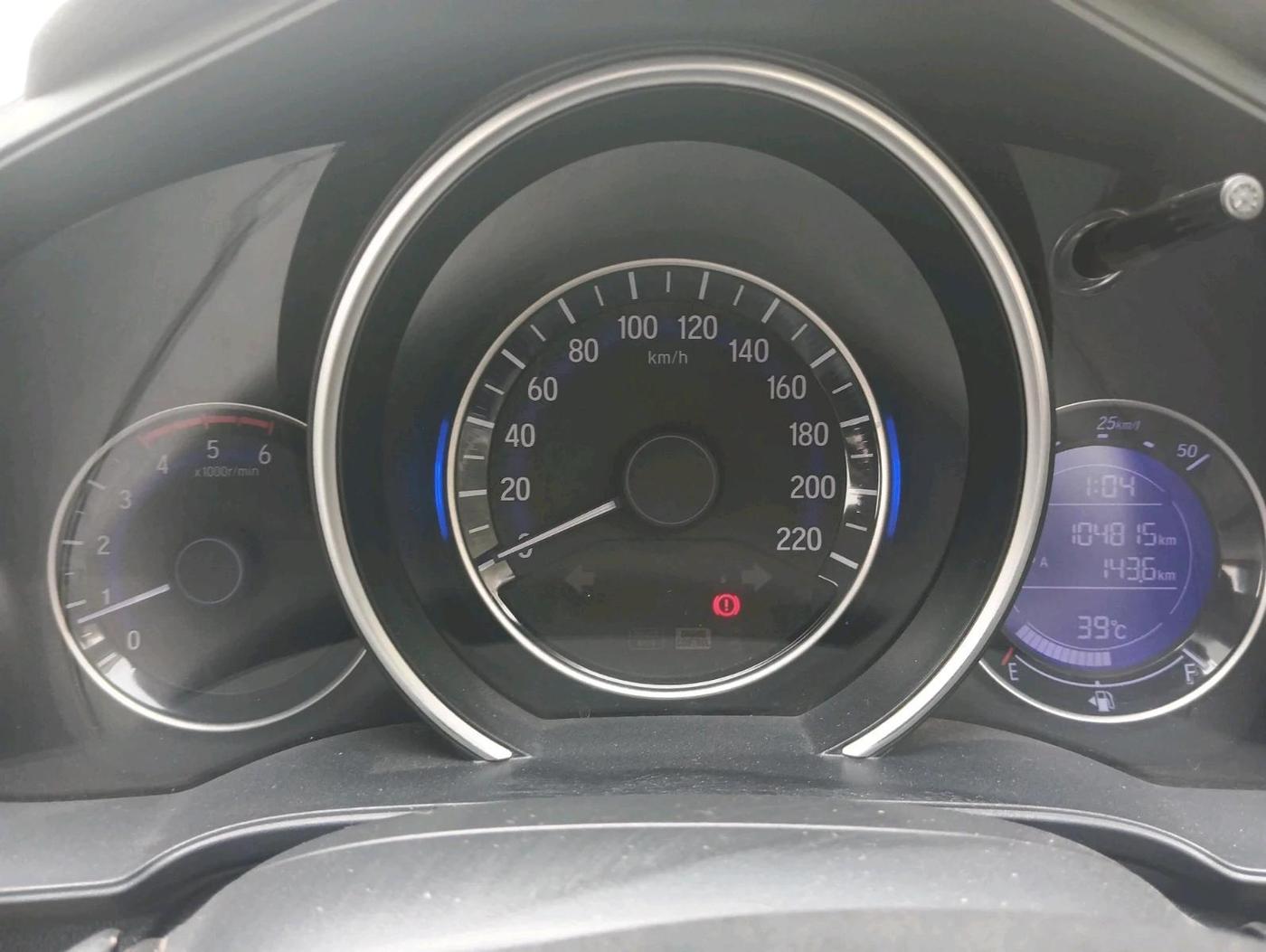 2019 Honda WR-V 1.5L I-DTEC VX MT, Diesel, Manual, 1,04,815 km, interior
