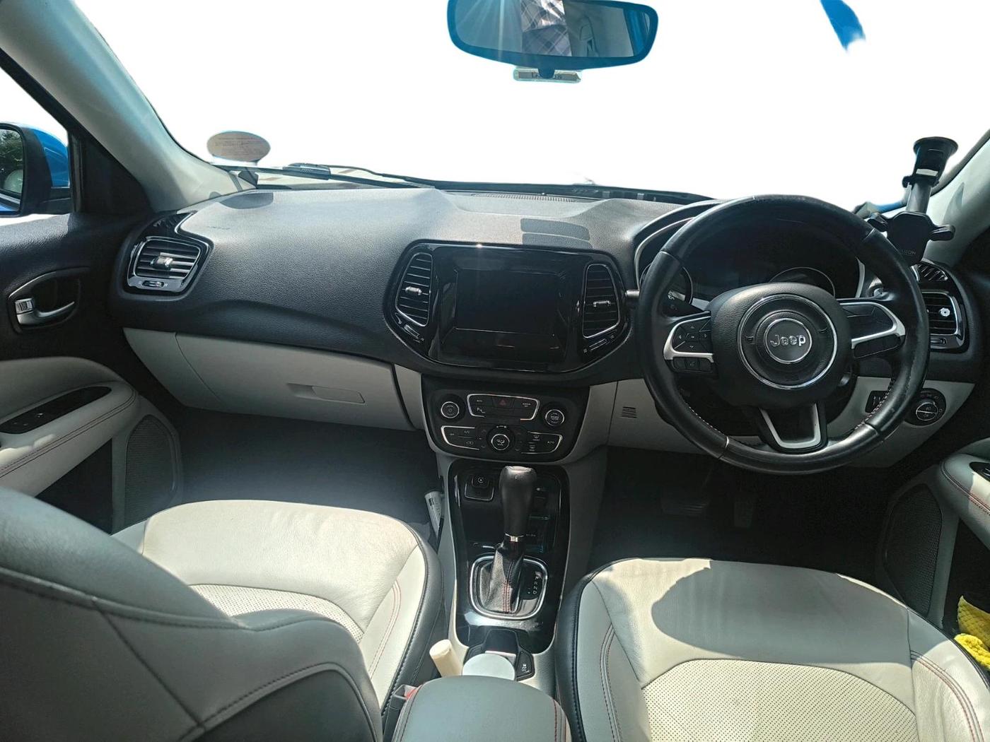 2018 Jeep Compass LIMITED 1.4 PETROL AT, Petrol, Automatic, 1,02,725 km, interior