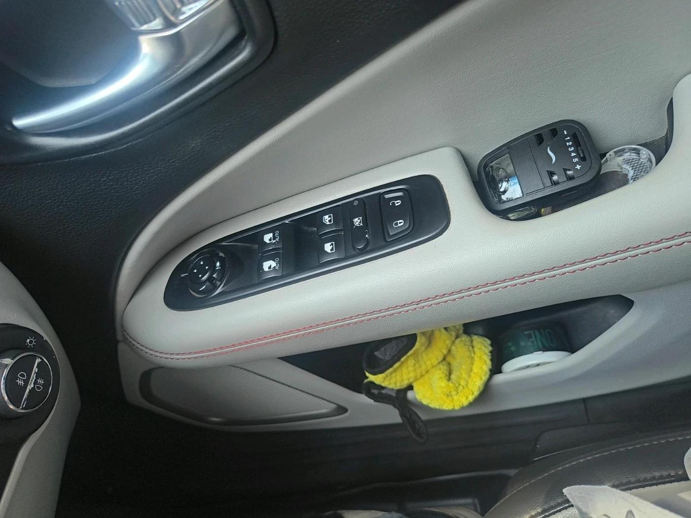 2018 Jeep Compass LIMITED 1.4 PETROL AT, Petrol, Automatic, 1,02,725 km, interior