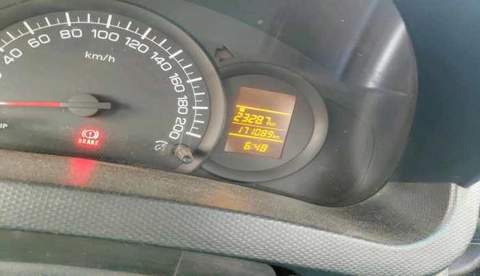 2013 Maruti Swift LXI, CNG, Manual, 1,71,089 km, interior