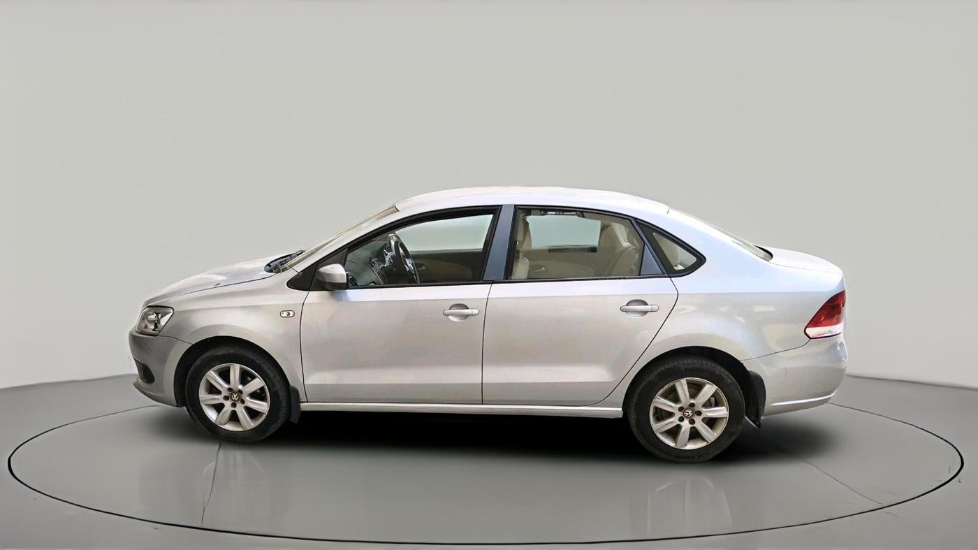 2012 Volkswagen Vento HIGHLINE 1.6 MPI, Petrol, Manual, 1,09,222 km, exterior