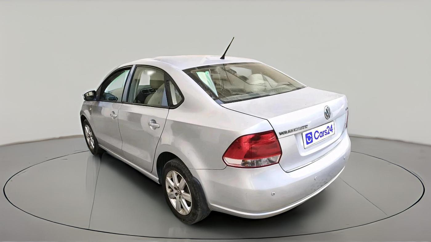2012 Volkswagen Vento HIGHLINE 1.6 MPI, Petrol, Manual, 1,09,222 km, exterior
