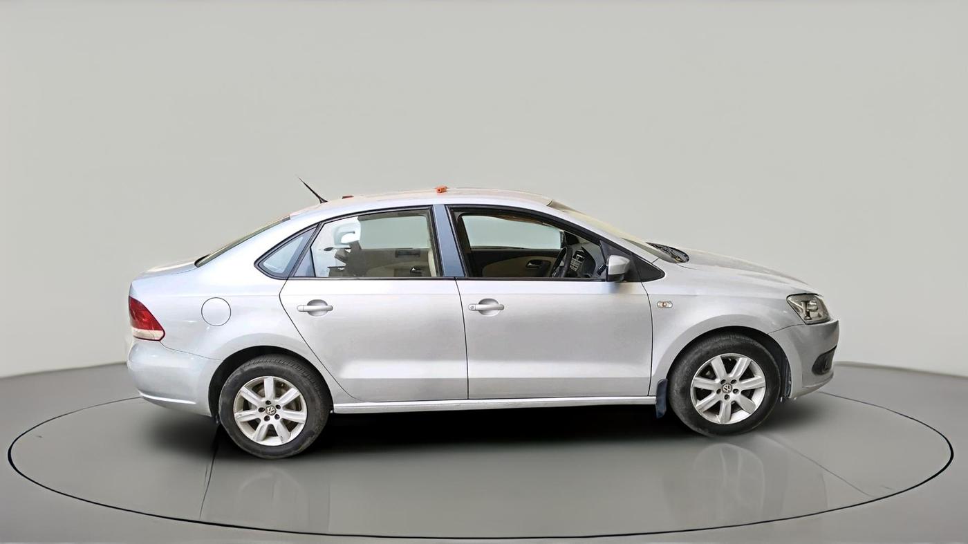 2012 Volkswagen Vento HIGHLINE 1.6 MPI, Petrol, Manual, 1,09,222 km, exterior