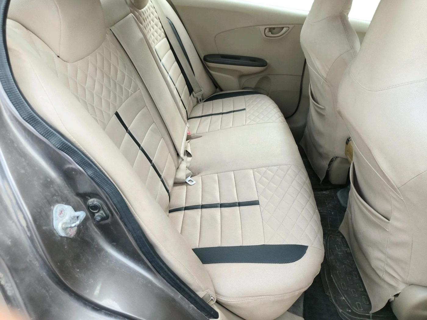 2013 Honda Amaze 1.2L I-VTEC S, Petrol, Manual, 1,08,669 km, interior