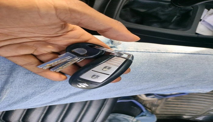 2016 Maruti Vitara Brezza ZDI PLUS, Diesel, Manual, 1,67,658 km, interior