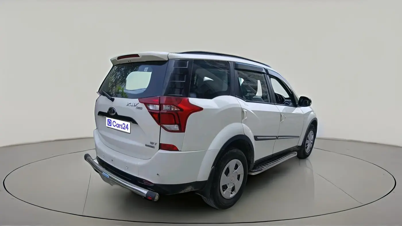 2019 Mahindra XUV500 W7 AT, Diesel, Automatic, 81,830 km, exterior
