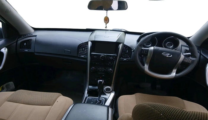 2019 Mahindra XUV500 W7 AT, Diesel, Automatic, 81,830 km, interior