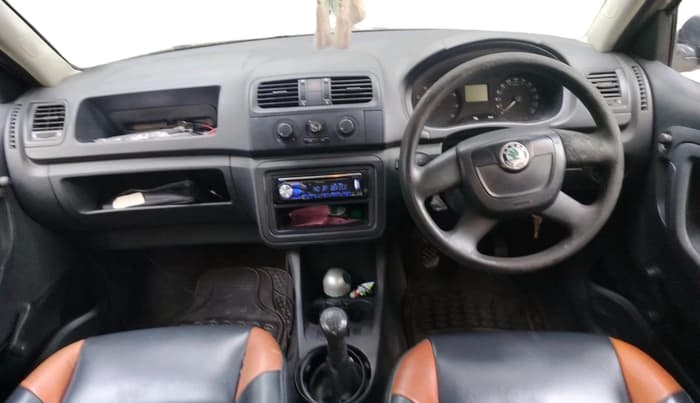 2011 Skoda Fabia CLASSIC 1.2 MPI, Petrol, Manual, 1,01,132 km, interior