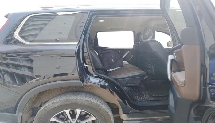 2024 Mahindra SCORPIO-N N Z8 S Petrol AT, Petrol, Automatic, 7,500 km, interior