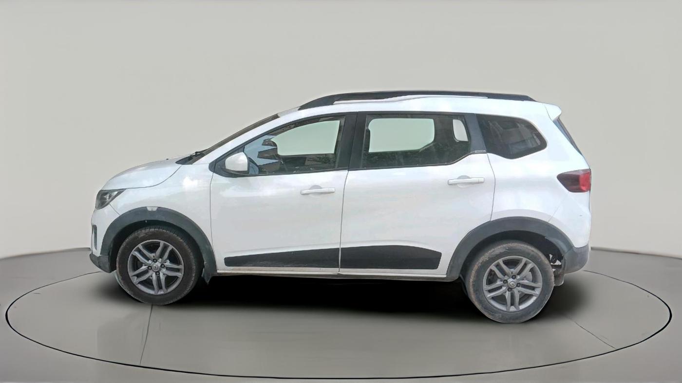 2019 Renault TRIBER RXZ, Petrol, Manual, 57,696 km, exterior