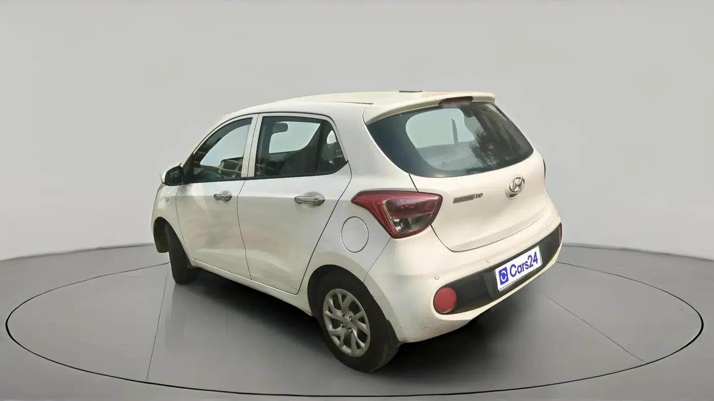 2018 Hyundai Grand i10 MAGNA AT 1.2 KAPPA VTVT, Petrol, Automatic, 40,368 km, exterior