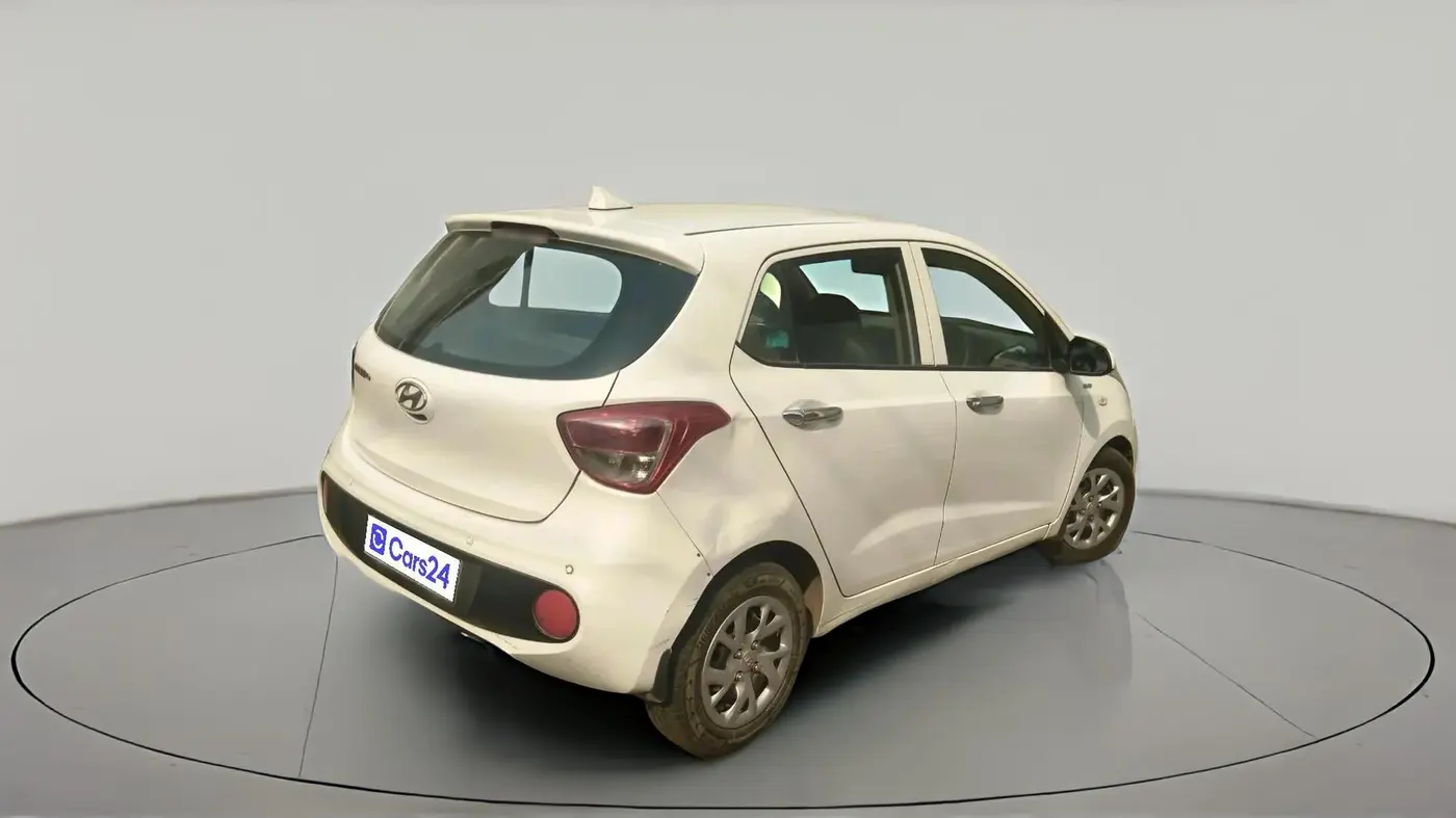 2018 Hyundai Grand i10 MAGNA AT 1.2 KAPPA VTVT, Petrol, Automatic, 40,368 km, exterior