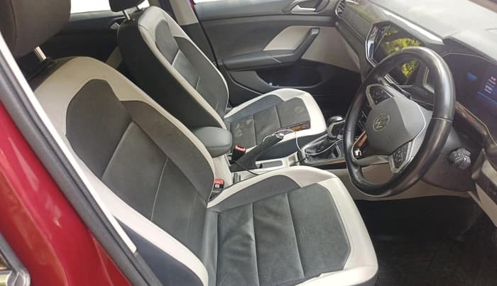 2022 Volkswagen TAIGUN TOPLINE 1.0 TSI AT, Petrol, Automatic, 33,221 km, interior