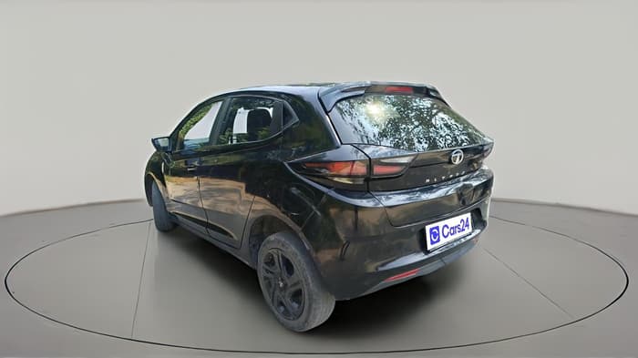2023 Tata ALTROZ XZ DIESEL DARK EDITION, Diesel, Manual, 1,03,086 km, exterior