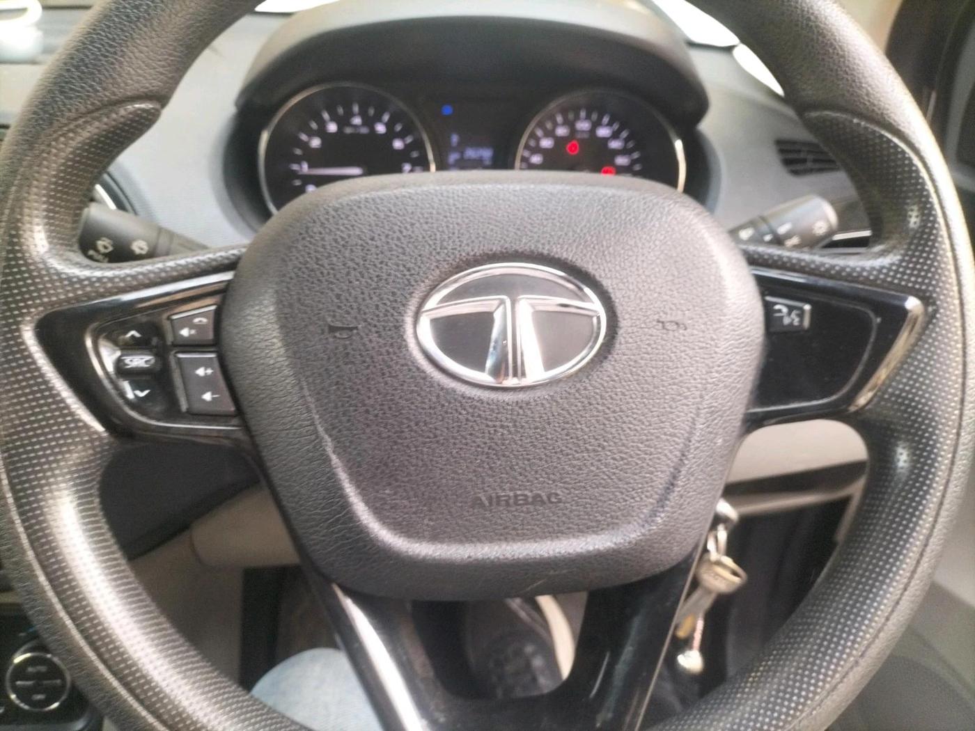 2019 Tata Tiago XZ PLUS PETROL, Petrol, Manual, 95,346 km, interior