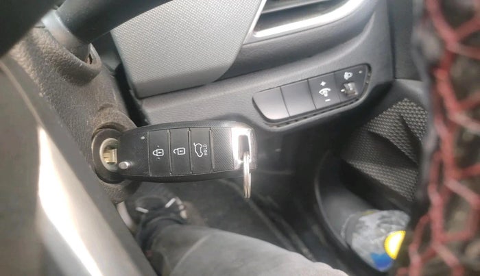 2021 KIA SELTOS HTK 1.5 PETROL, Petrol, Manual, 36,635 km, interior