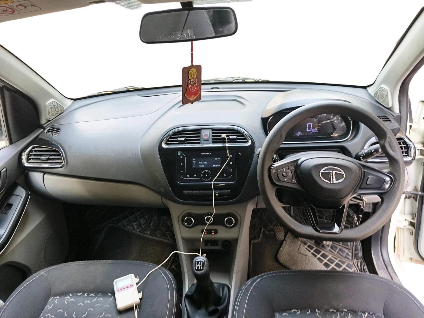 2023 Tata Tiago XT CNG, CNG, Manual, 44,903 km, interior