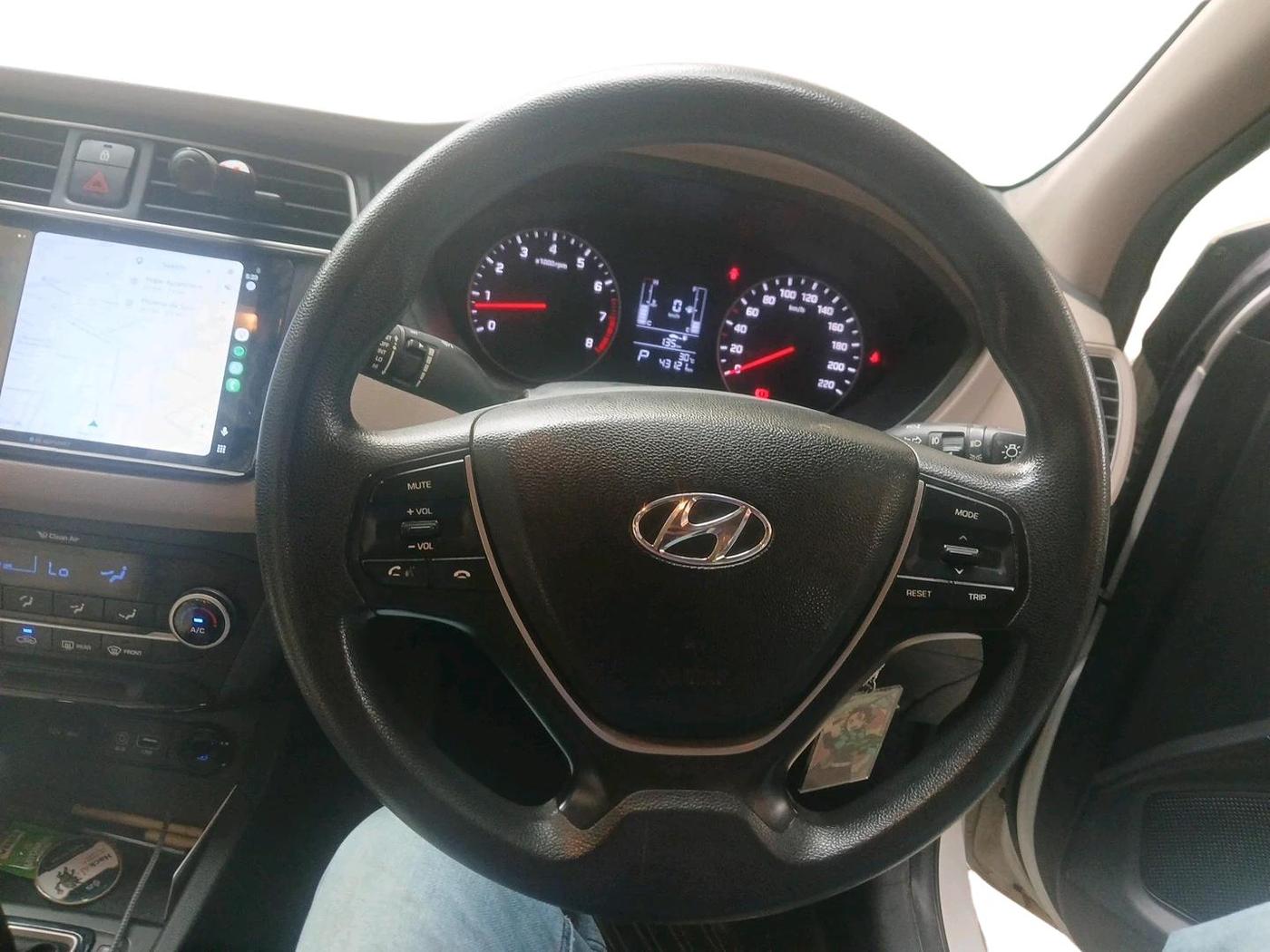 2018 Hyundai Elite i20 ASTA 1.2  CVT, Petrol, Automatic, 43,123 km, interior